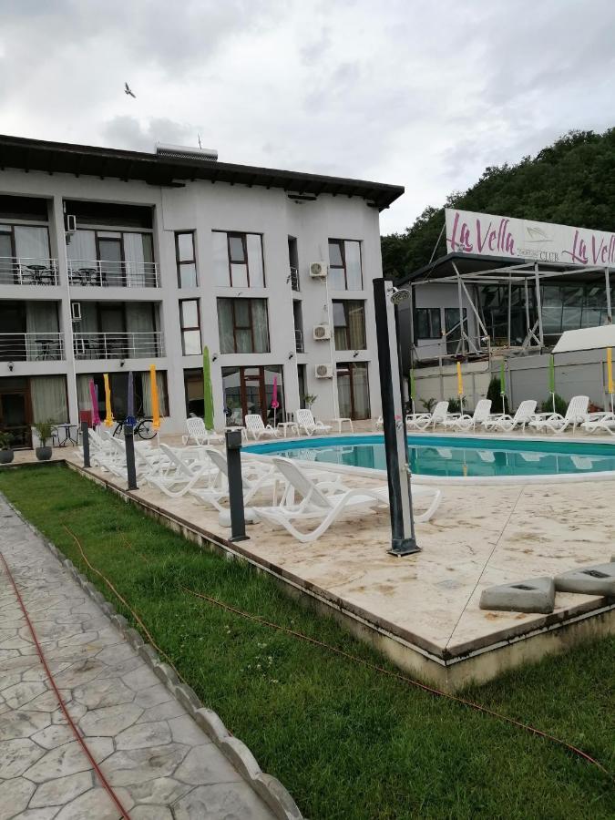 Vila Hercules Дубова Экстерьер фото