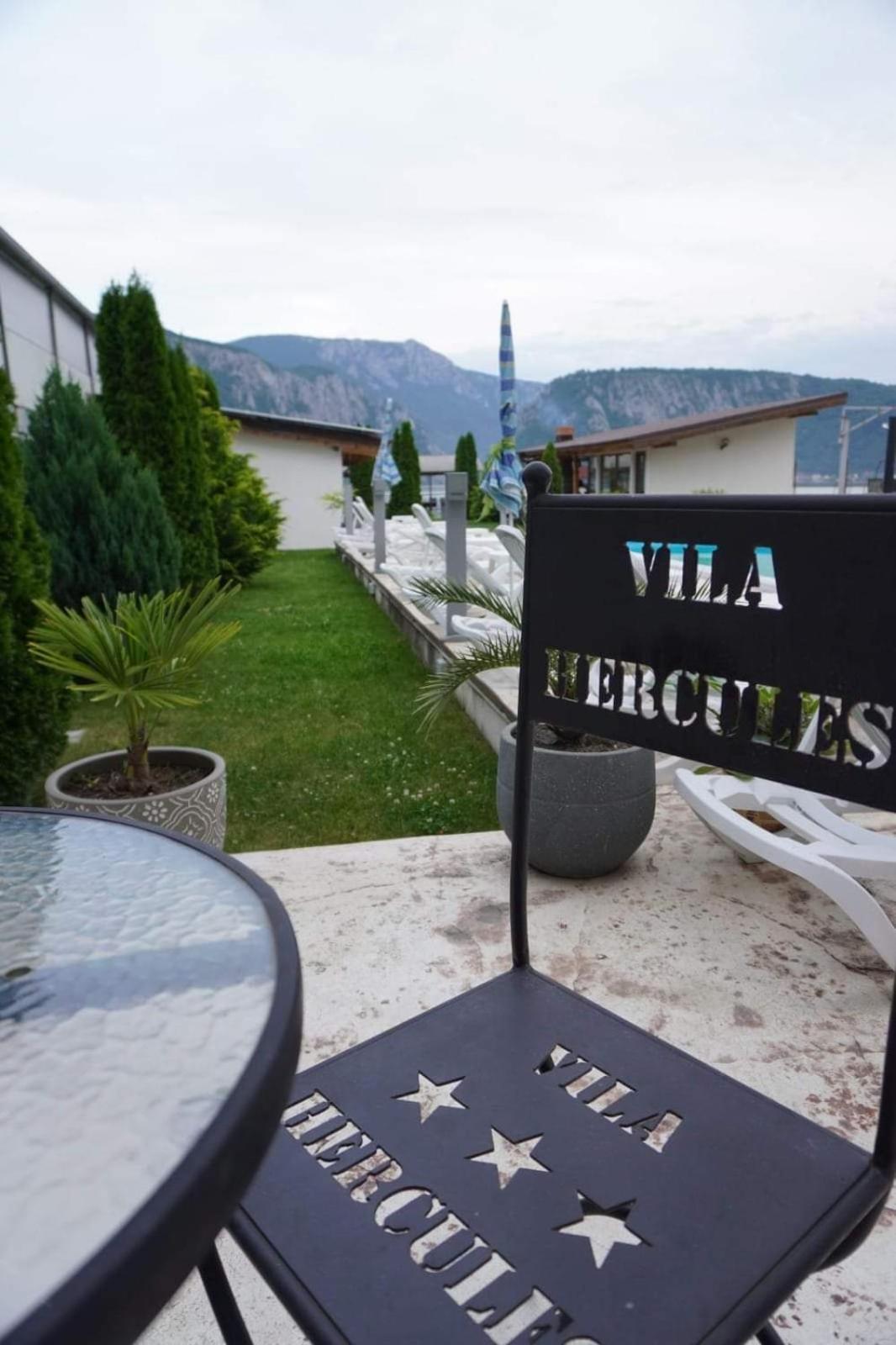Vila Hercules Дубова Экстерьер фото